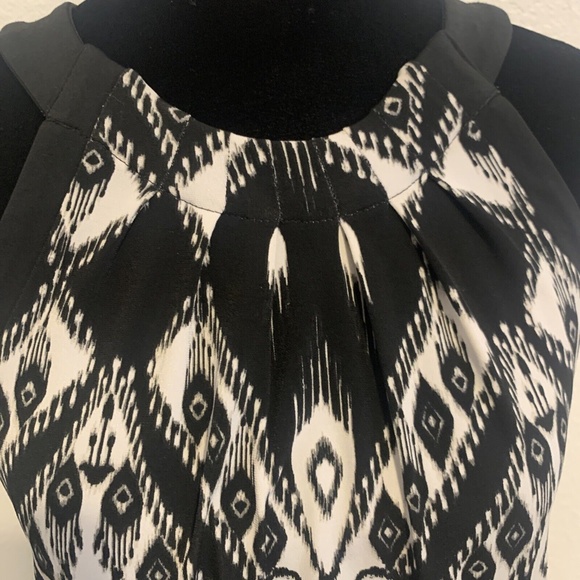 White House Black Market Drop Waist Sleeveless Top With Pockets Women's Size XS - Picture 8 of 12